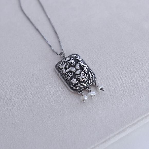 Artistic 925 Silver Mermaid Pendant Necklace And Box Chain - Picture 6 of 8